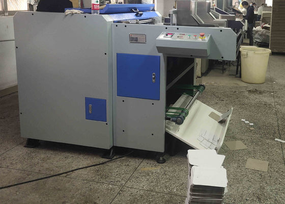 کاغذ صاف دستگاه کاغذ شیار 2Kw 35m / Min Board Slotting برای جعبه هدیه